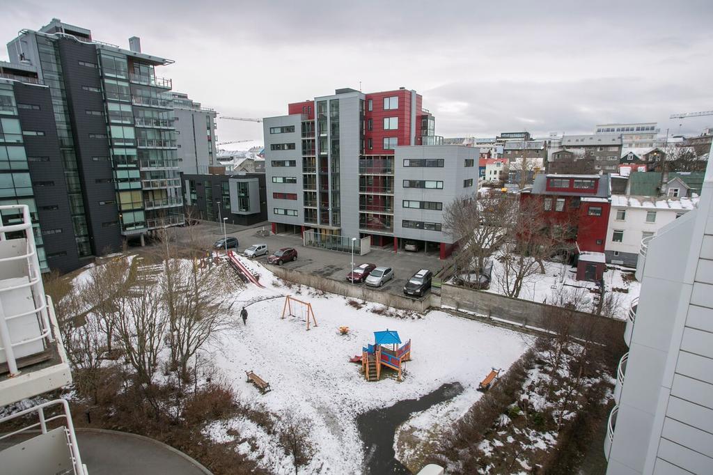 Penthouse Downtown With Free Parking Apartment Reykjavik Ngoại thất bức ảnh