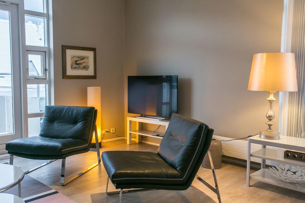 Penthouse Downtown With Free Parking Apartment Reykjavik Ngoại thất bức ảnh