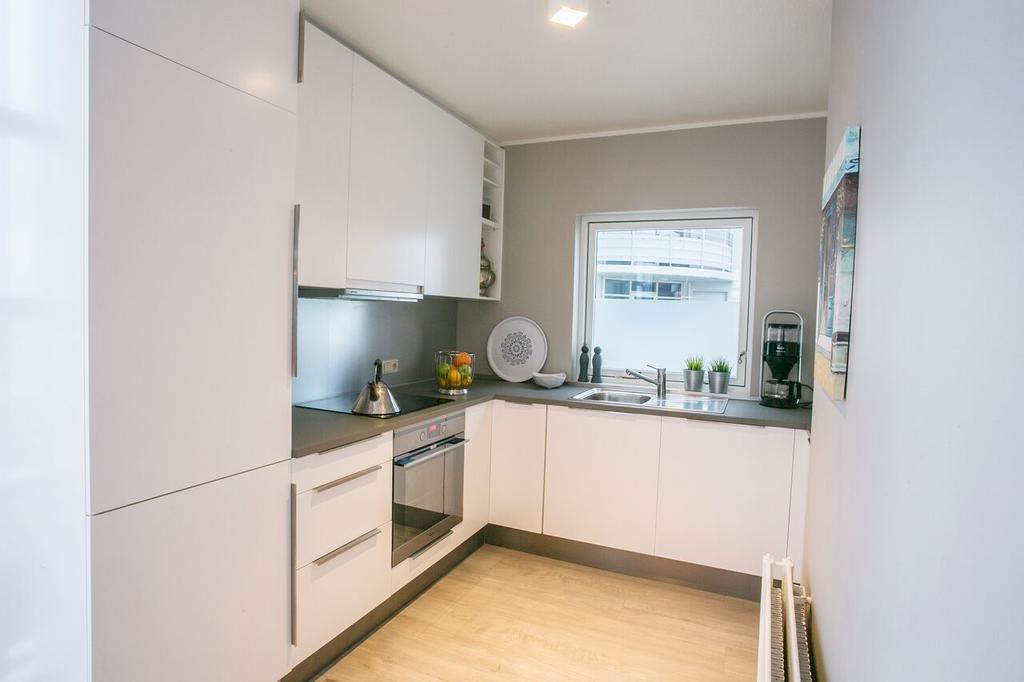 Penthouse Downtown With Free Parking Apartment Reykjavik Ngoại thất bức ảnh